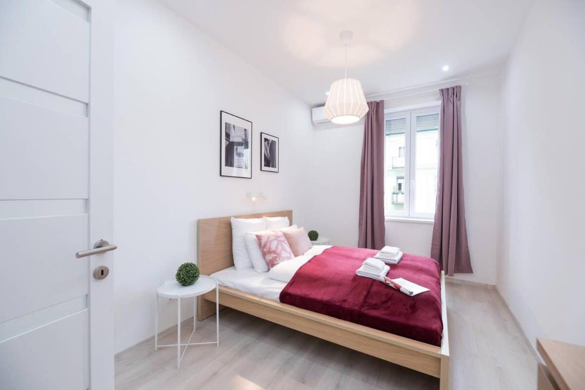 Trendy Central Apartment At Castle Budapest Extérieur photo